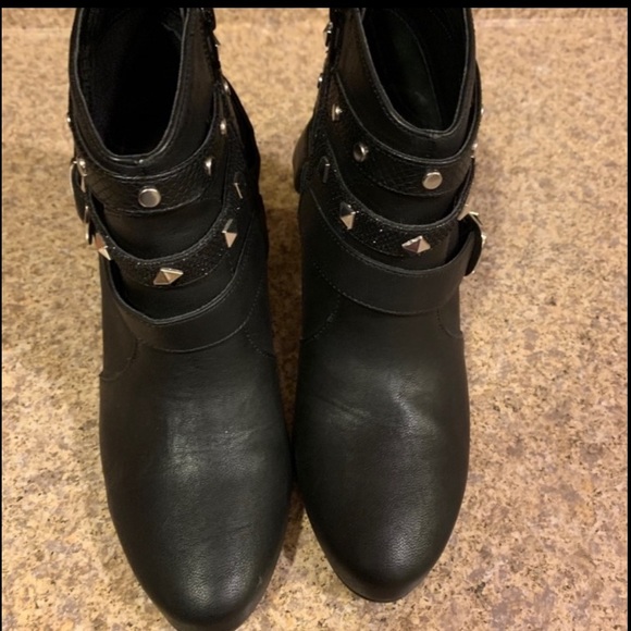 SOLD - Picture 2 of 9